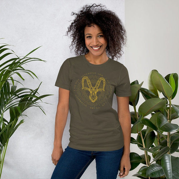 sovereignarm.com Army / S Zodiac Capricorn, I am | Gold Print Short-Sleeve Unisex T-Shirt