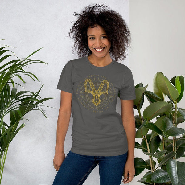 sovereignarm.com Asphalt / S Zodiac Capricorn, I am | Gold Print Short-Sleeve Unisex T-Shirt